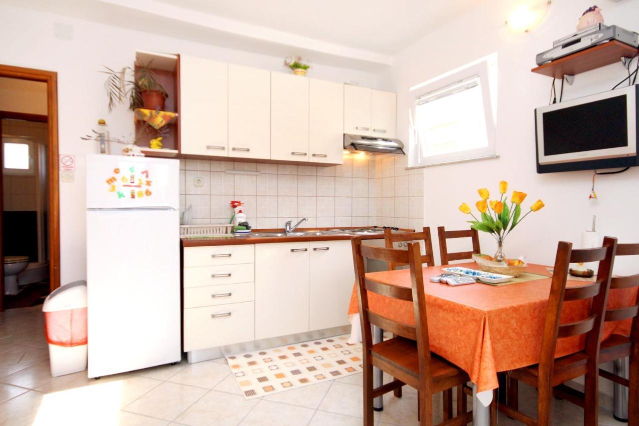Apartments With A Parking Space Seline, Paklenica - 6603 Стариград-Пакленица Экстерьер фото