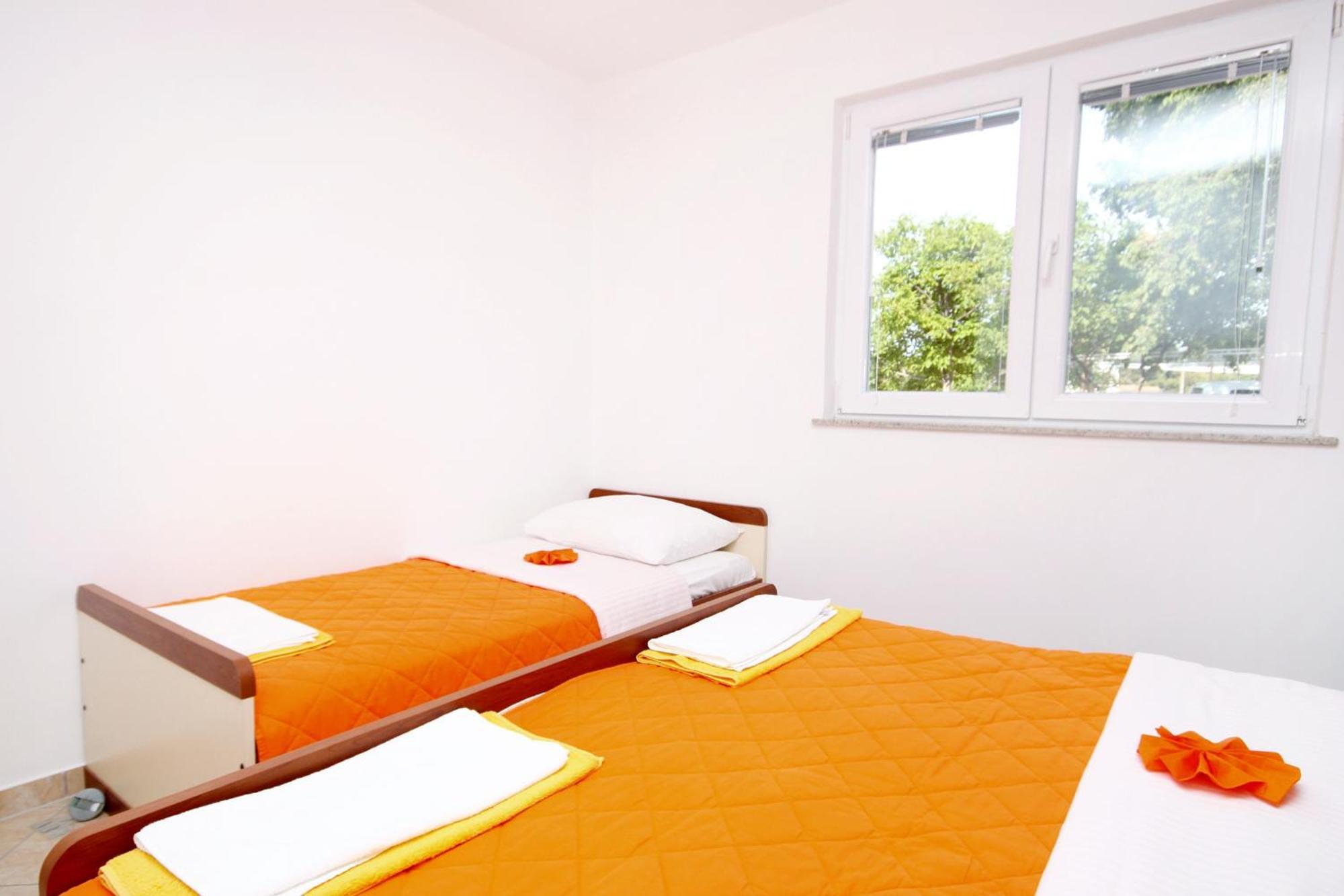 Apartments With A Parking Space Seline, Paklenica - 6603 Стариград-Пакленица Номер фото